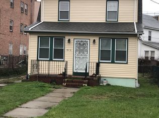 9314 197th St, Hollis, NY 11423