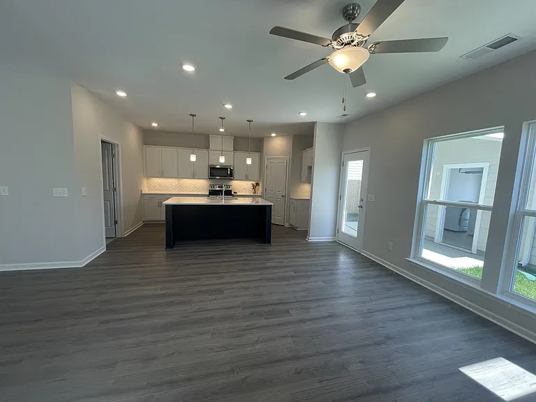 1044 Indigo Aly — Photo 1