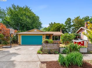 6104 SE Bush St, Portland, OR 97206
