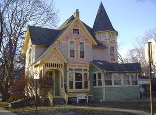 540 Ashland Ave, Elgin, IL 60123