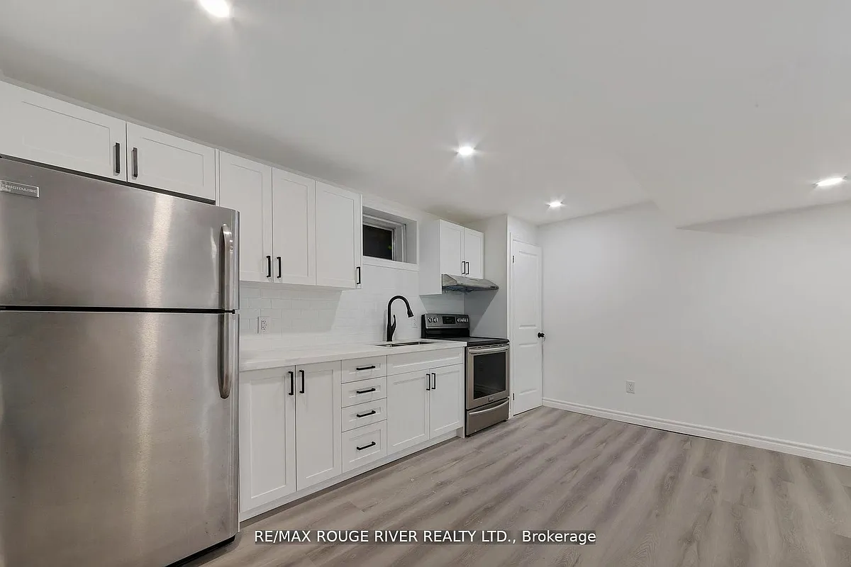 Building Photo - 222B Hibbert Ave