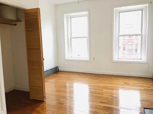 Rented by null | media 28