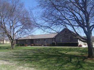 1608 W Whitney Cir, Alcoa, TN 37701