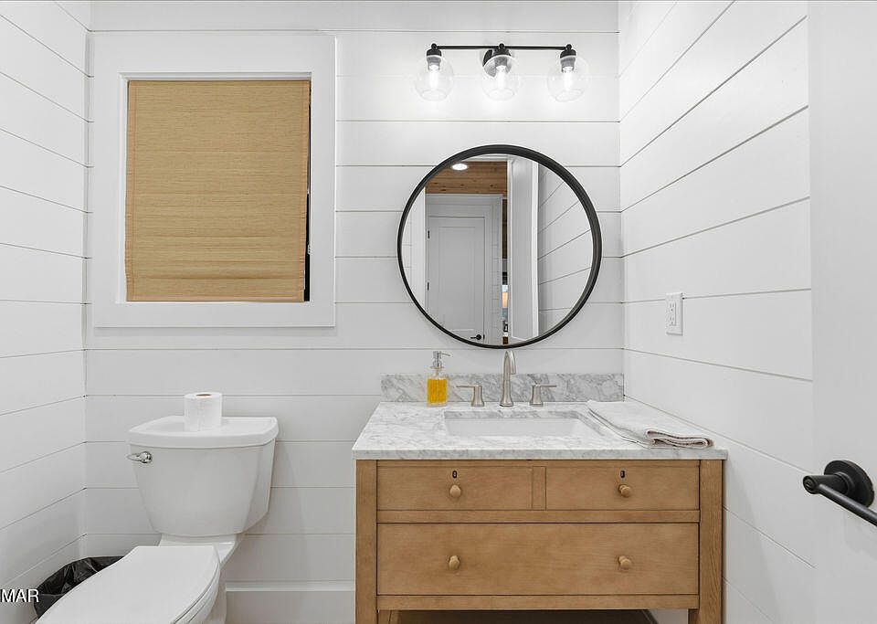 43rd image of this home