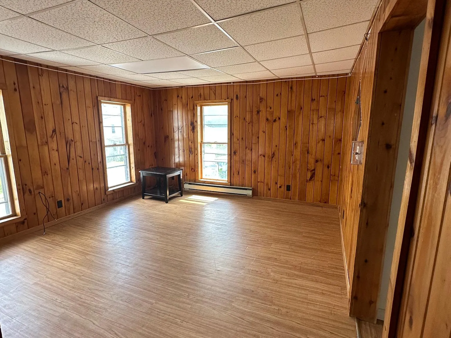 3 bed, 1061 sqft, $1,200 — Photo 3