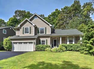 19 Alder Ln, Basking Ridge, NJ 07920