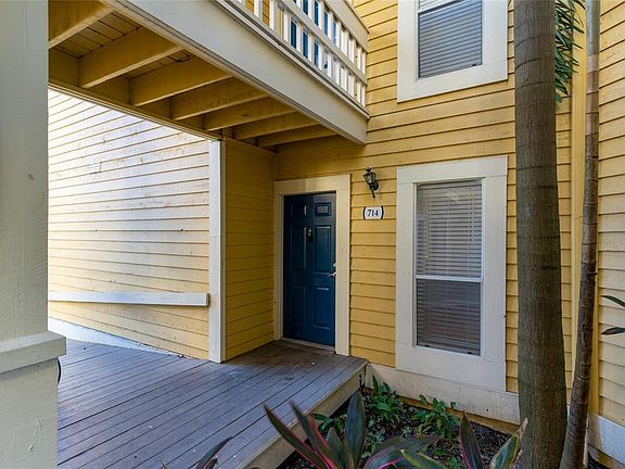 3rd image of 115 112th Ave NE APT 714