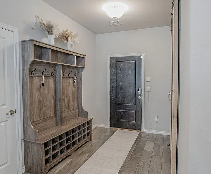 2501 Caden Ct — Photo 27