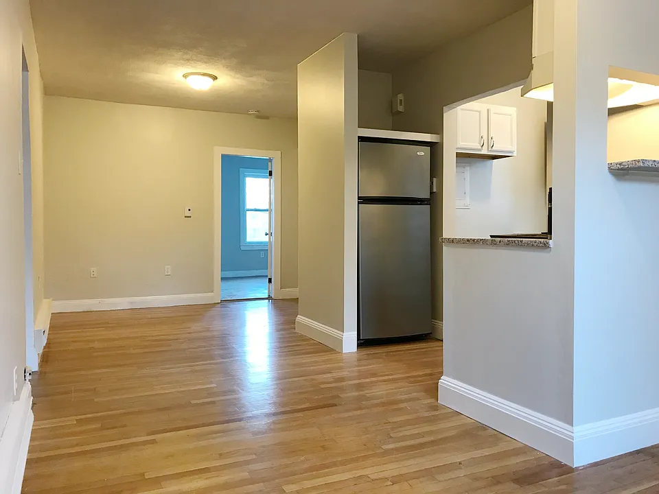Toward entry way / living room