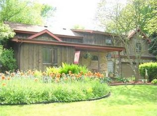 21098 Kern Rd, South Bend, IN 46614