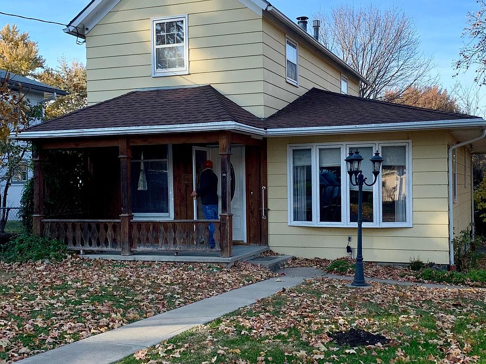 1st image of 612 Marion St