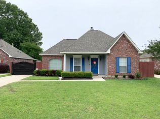 9552 Overwood Dr, Greenwell Springs, LA 70739