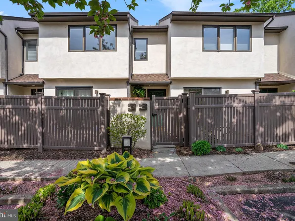 138 Montrose Ave Unit 33, Bryn Mawr, PA 19010
