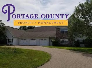 1421 River View Ave, Stevens Point, WI 54481