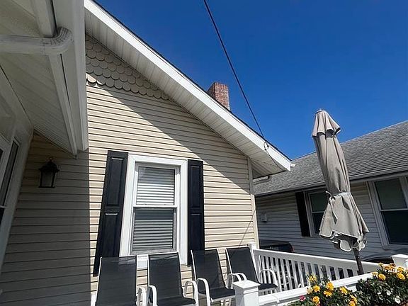 2nd image of 15 N Melbourne Ave
