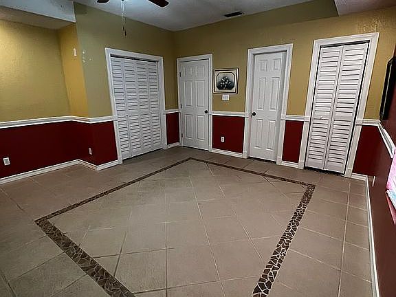 Entertainment room