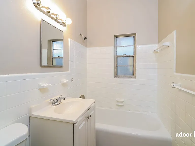 3215 Seine Dr — Photo 11