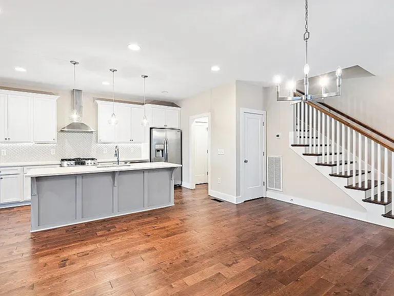 1213 Keller Ave — Photo 8