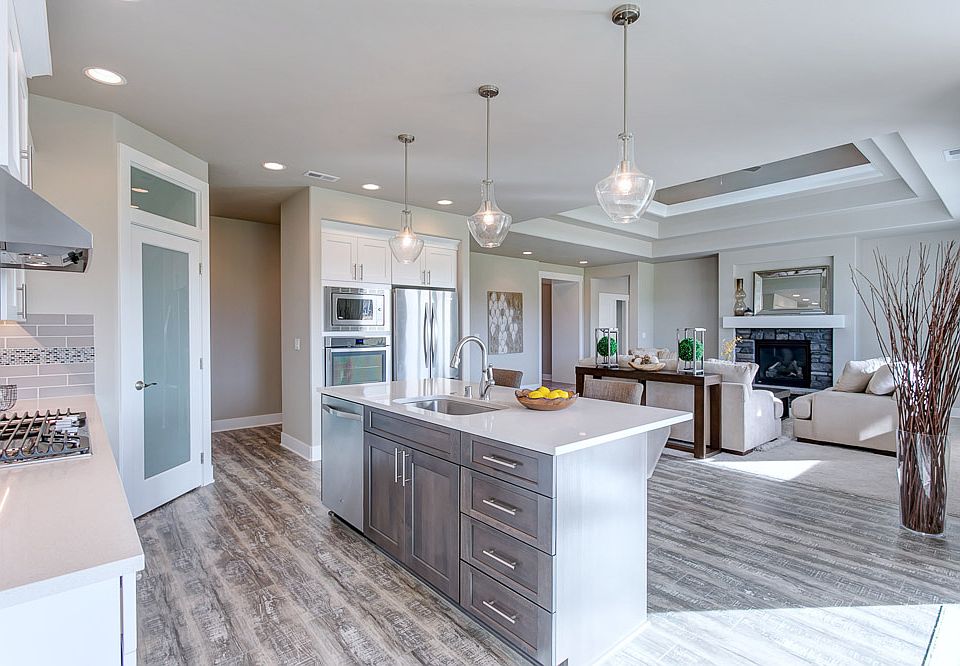 1st image of 326 Chardonnay Ct