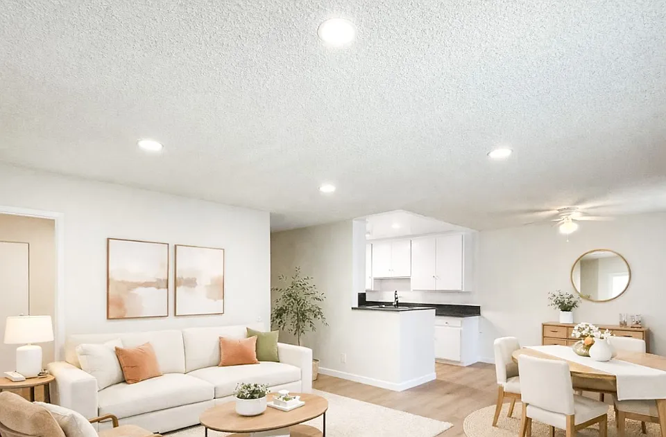 6039 WHITSETT