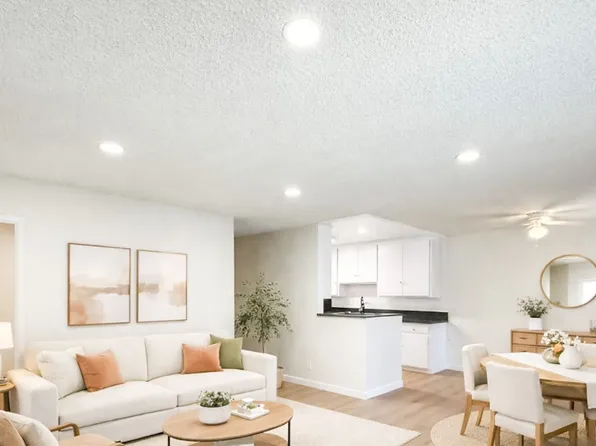 6039 WHITSETT, 6039 Whitsett Ave APT 205, North Hollywood, CA 91606