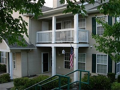 1st image of 29810 Lenox Dr #324