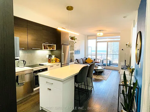 36 Park Lawn Rd #902 Photo 1