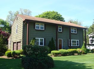 6 Chapman Rd, Nesconset, NY 11767