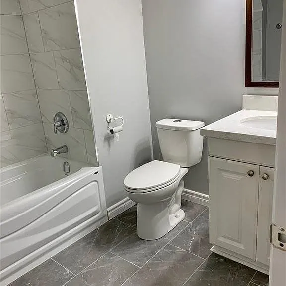 11 Michael Ave #LOWER — Photo 7