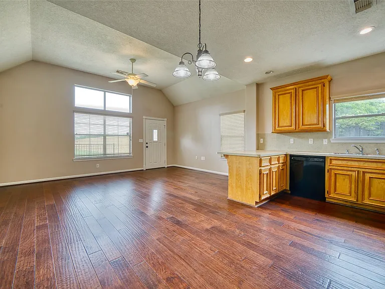 770 Hunt Rd #314 — Photo 12
