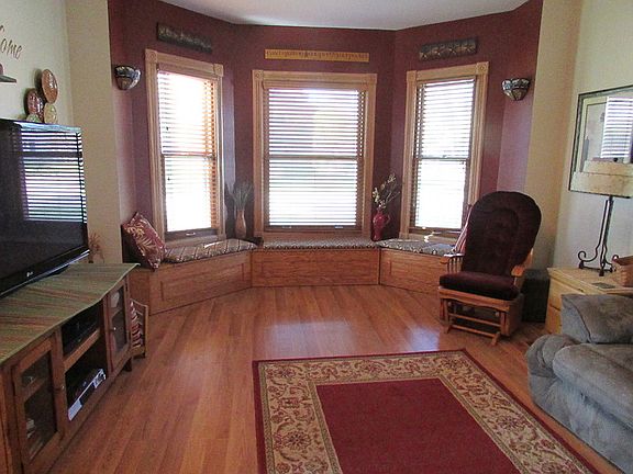 Lots of natural light, oak window seats with storage