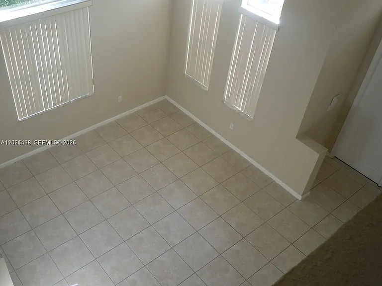 16801 SW 49th Ct — Photo 12