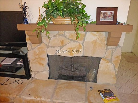 5th image of 4025 Claybrooke Way