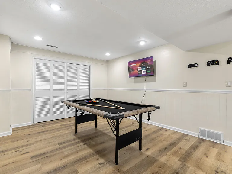 625 Robert Ave — Photo 29
