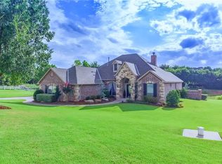 6814 Valley Ridge Dr, Edmond, OK 73034