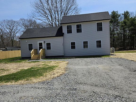 2nd image of 303 Maquoit Road