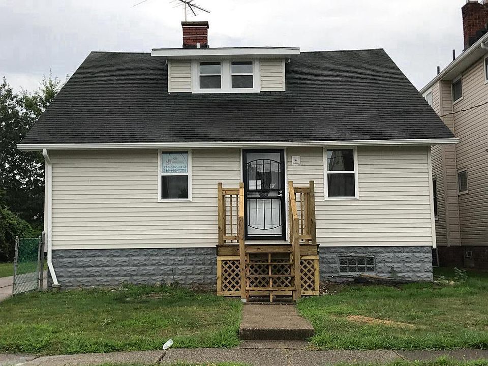 Beautiful Home on a Great Street, Conveniet Location
