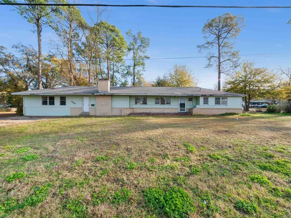 700 W Broadway St, Winnsboro, TX 75494