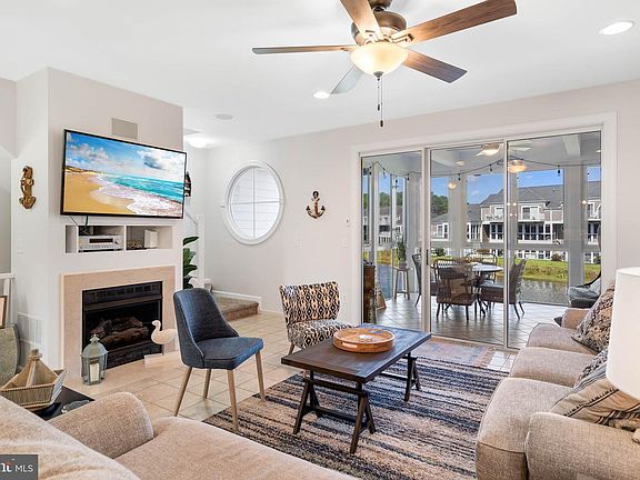 4th image of 38211 Lake Dr APT 1027