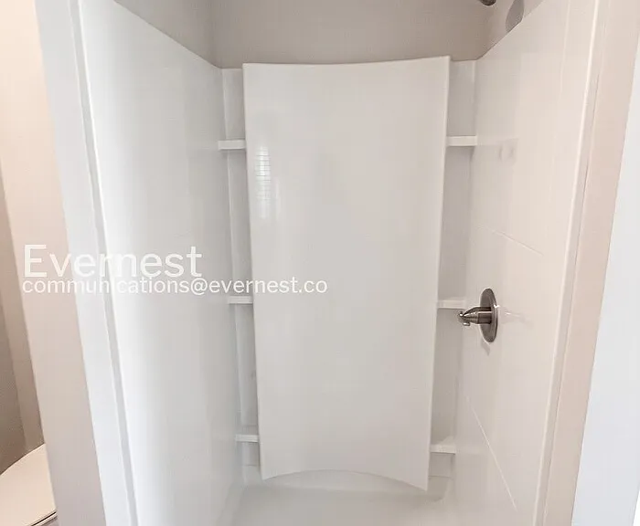 104 Culver St — Photo 7