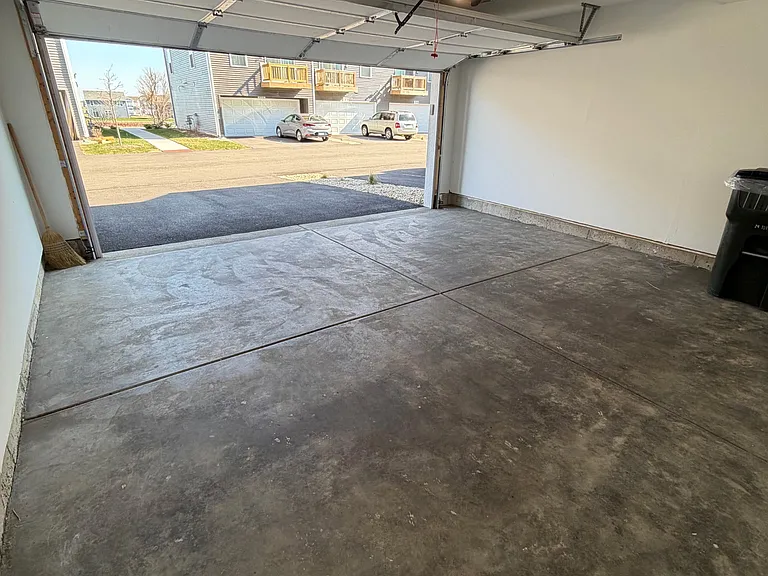 1555 Sequoia Way — Photo 17