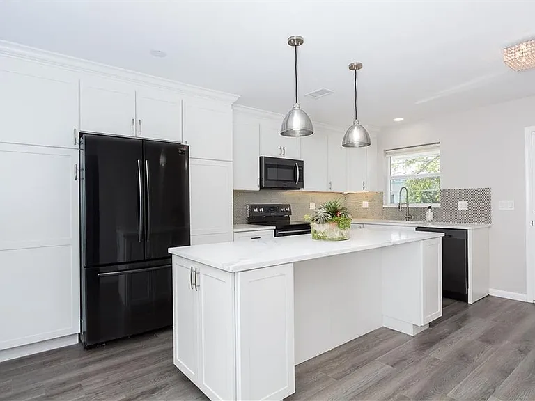 2800 Indian River Blvd #G8 — Photo 10