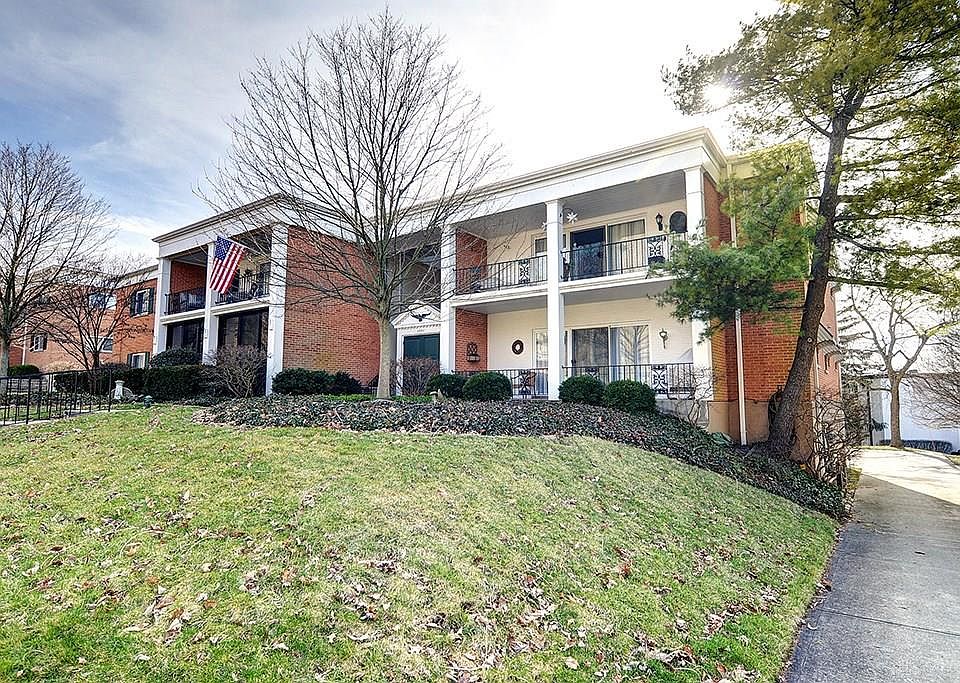 1st image of 3371 Southdale Dr APT 3