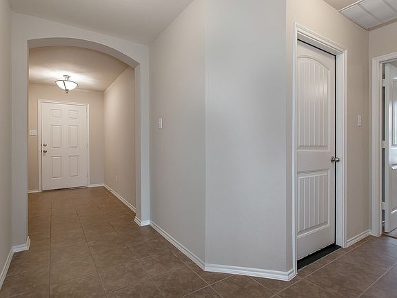 555LincolnLavon_HiRes4.jpg