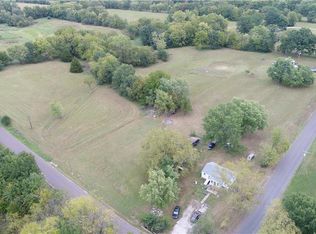 38004 E Boswell Rd, Lone Jack, MO 64070