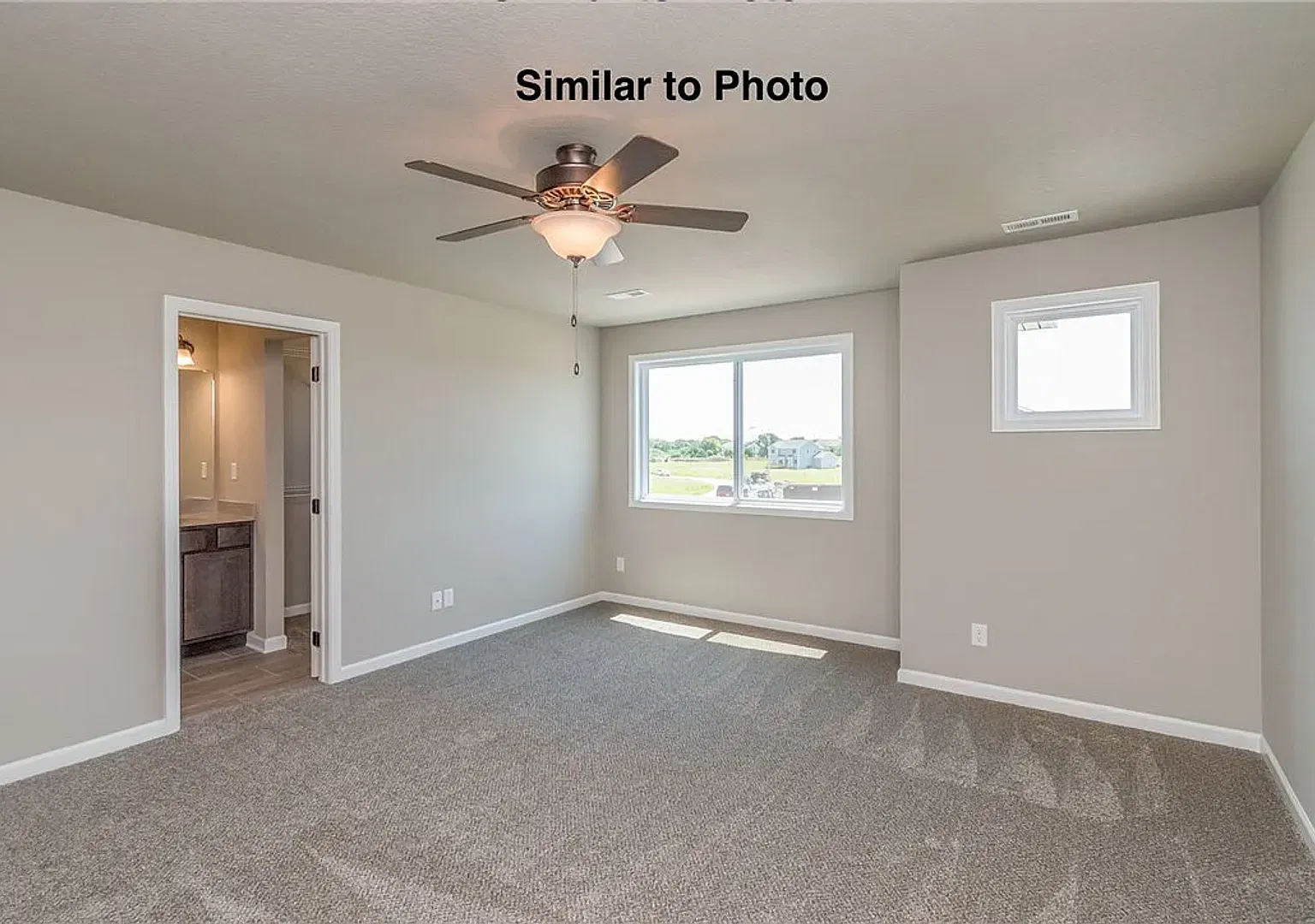 Beautiful two-story home! — Photo 3