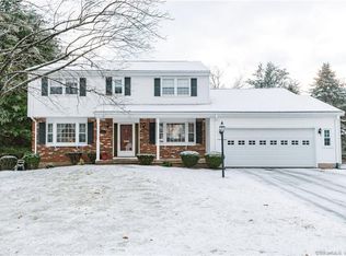 31 Beacon St, Newington, CT 06111