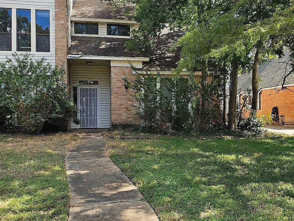 1st image of 11514 Clover Lane Ct