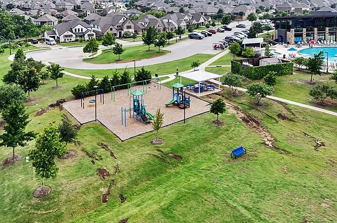 1824 Silvery Canoe Way — Photo 18