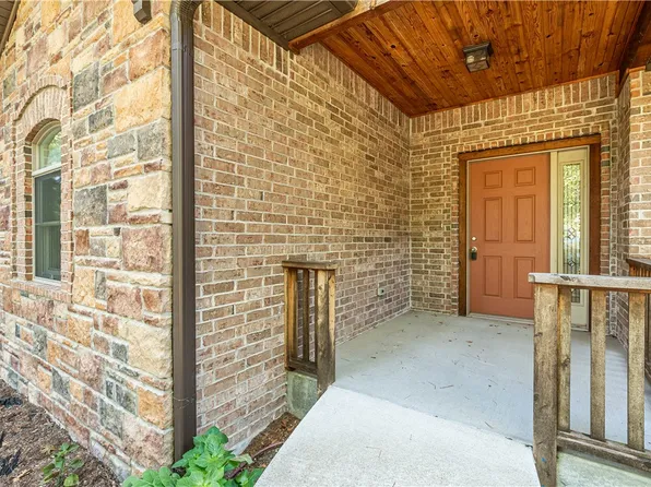 128 Oakridge Dr, Eureka Springs, AR 72632